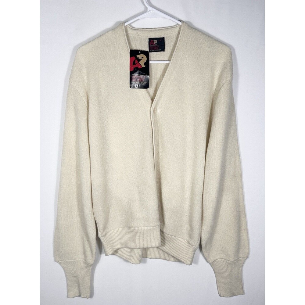NWT VTG Arnold Palmer Robert Bruce Cardigan Men M Yellow Acrylic Umbrella Button